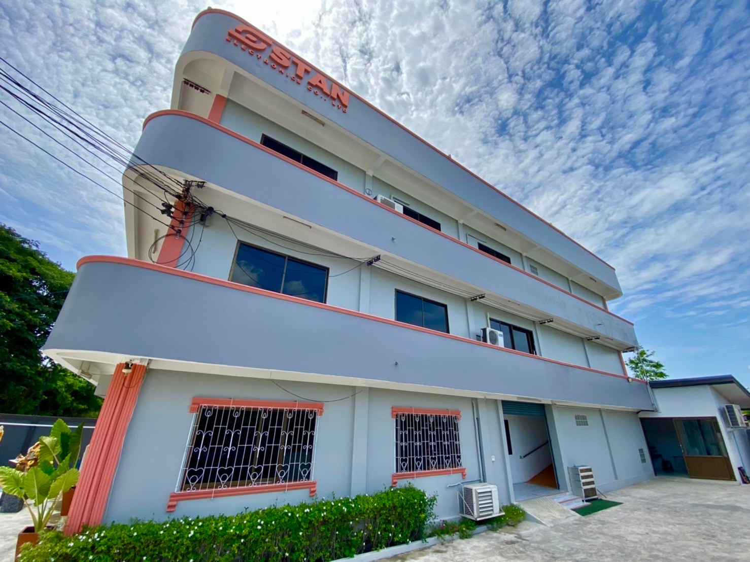 LINE_ALBUM_2652022 _1_220527_20